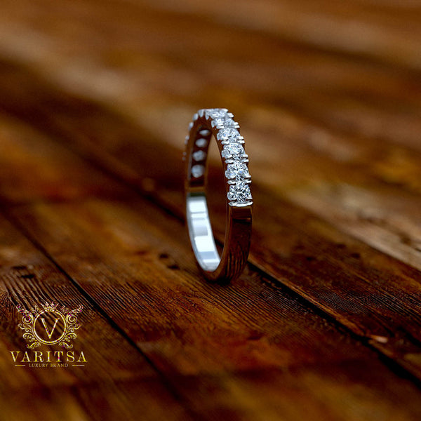 0.7ct Brilliant Diamond Half Eternity 14k Gold Band - 01MY01